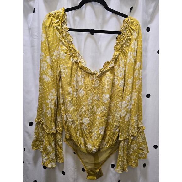 NWT Intimately Free People marigold floral ruffle bell sleeve body suit medium - Picture 1 of 12